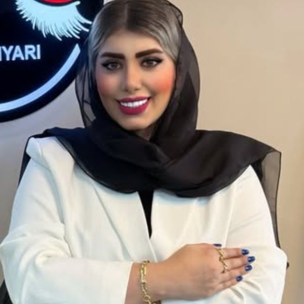 مرکز تخصصی اکستنشن مژه پونه اسفندیاری